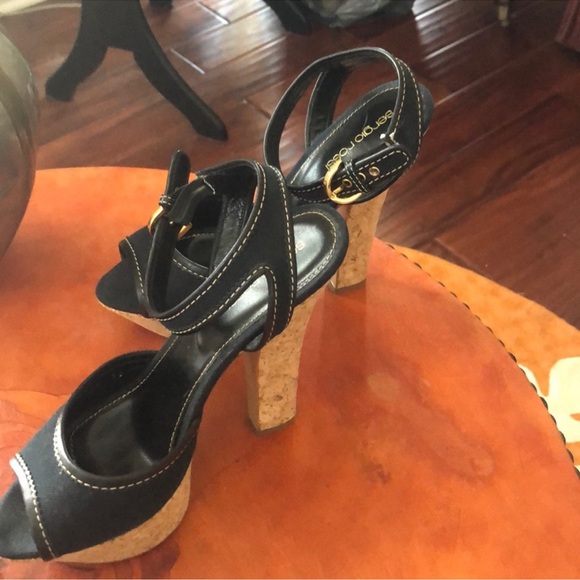 Sergio Rossi Platform Mary Jane Sandal - Picture 3 of 8